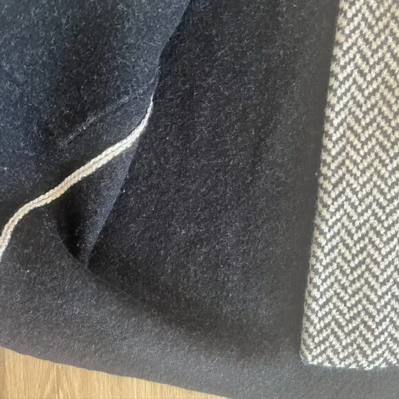 Damask Black & Tan Chevron Sweater Coat Jacket Medium
